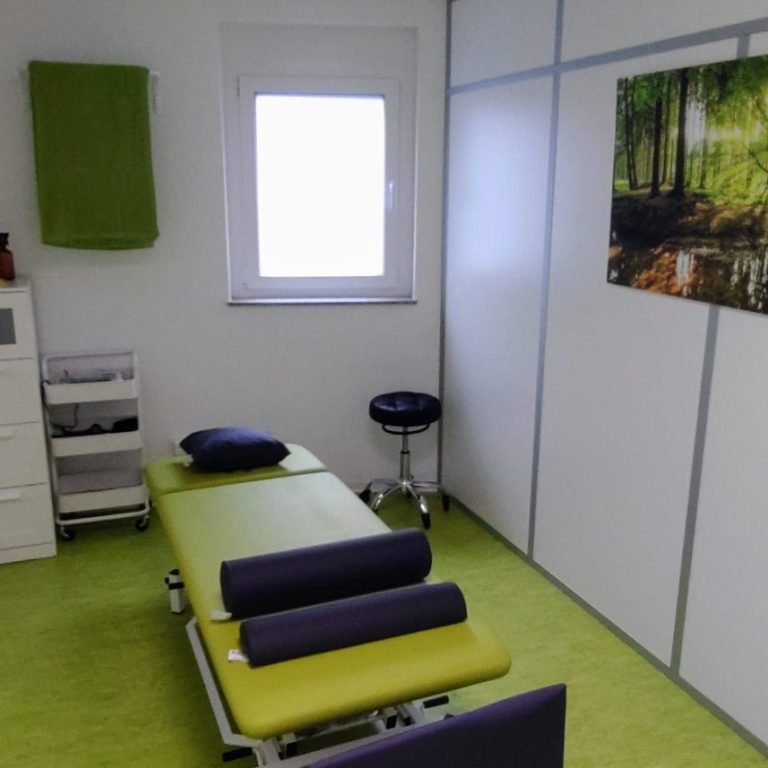 Therapieraum der Physiotherapie Praxis Physiocare-Pflaumer in Schorndorf